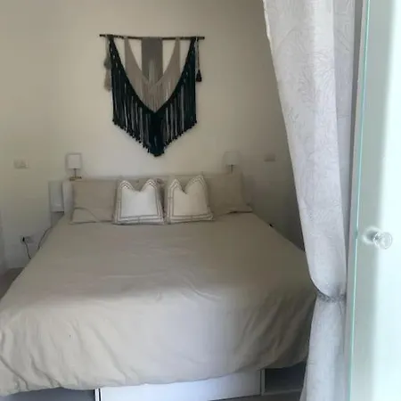 Villavittorio וילה *